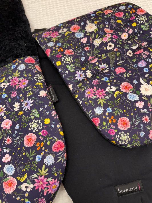 Edwards & Co Oscar M2 Pram Liner & Footmuff