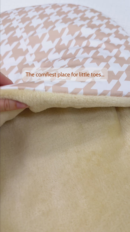 Footmuffs