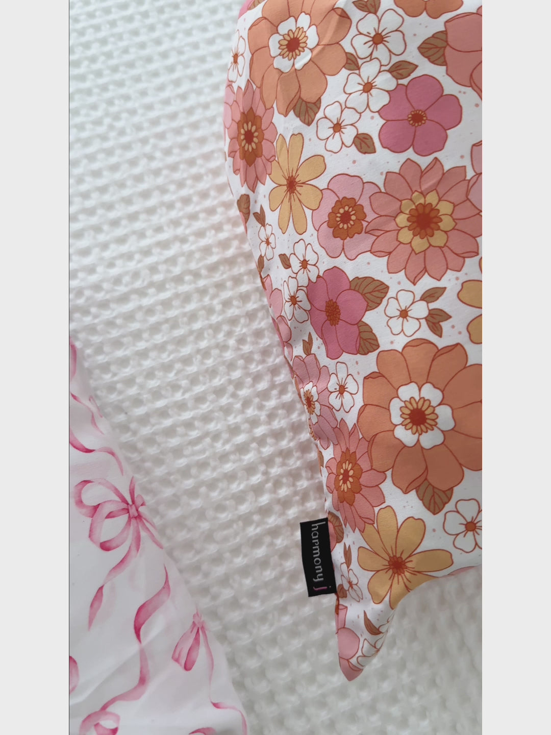 White Blossom Shopping Trolley Liner for baby. Soft, padded & comfortable made by Harmony j.